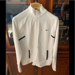 Nike dry fit white top zipper size large